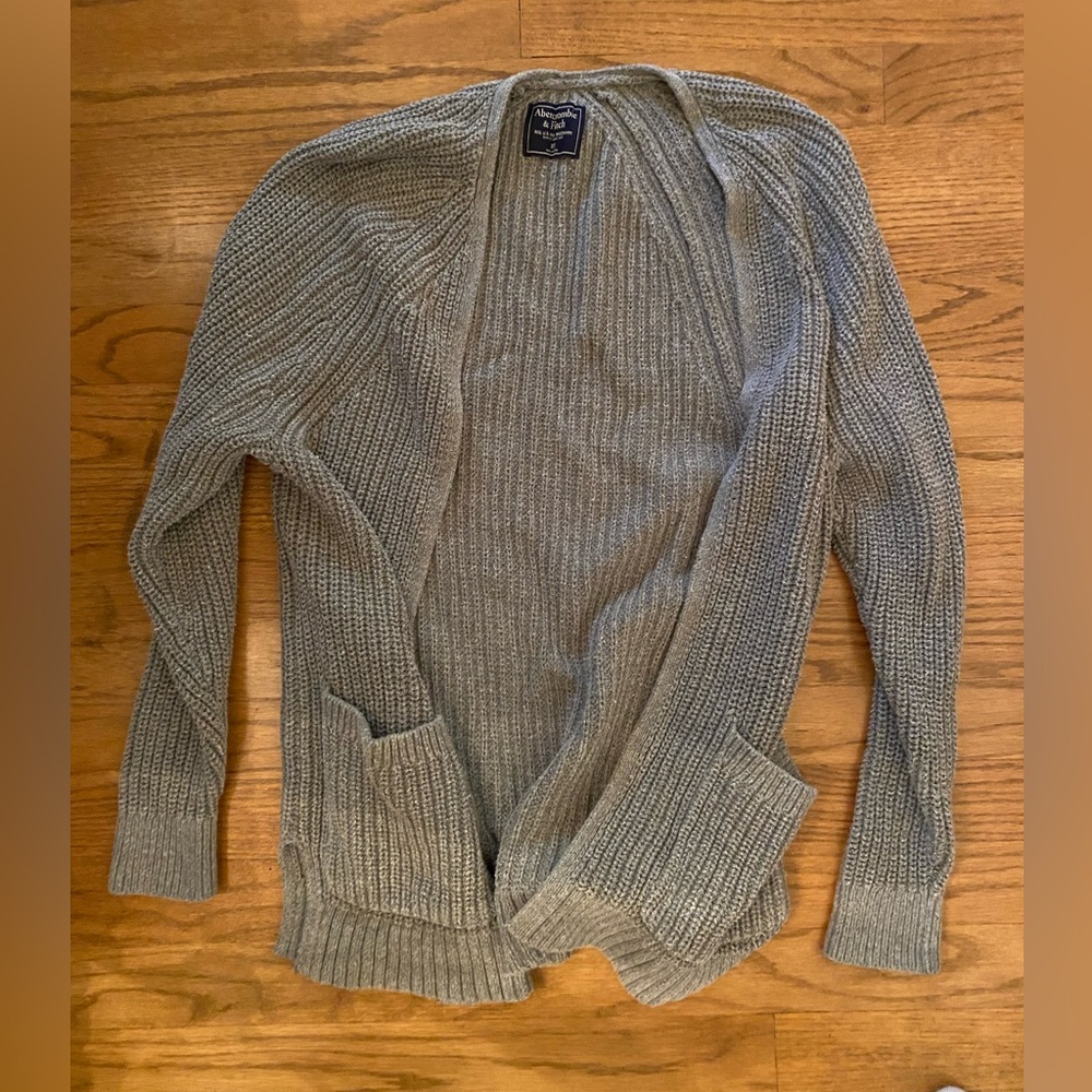 A&F cardigan